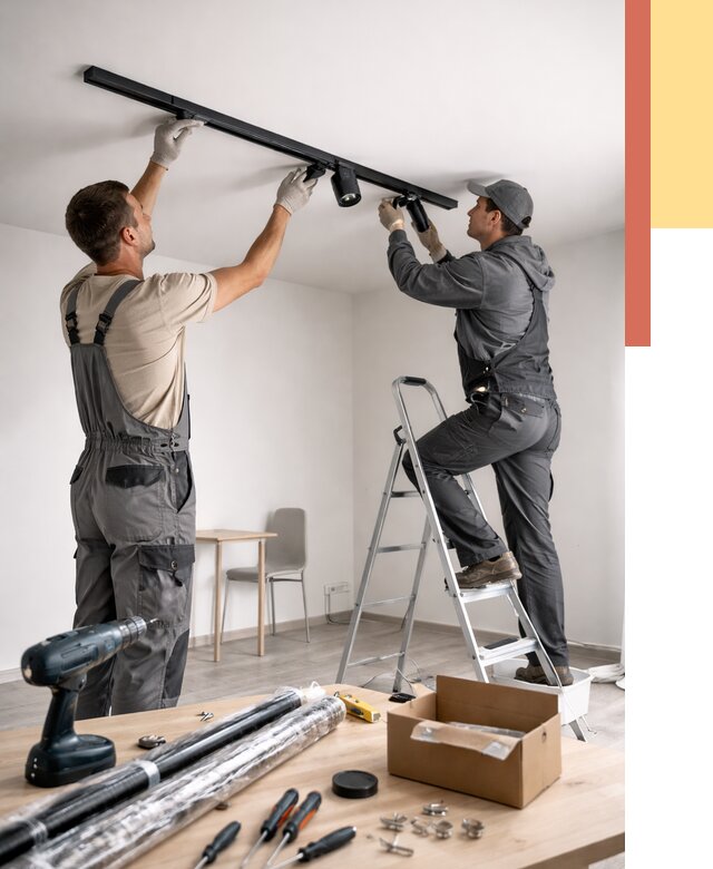 Установка трековых светильников в натяжной потолок в Нягани от 4278 руб. | ОТДЕЛОЧНИК-Нга